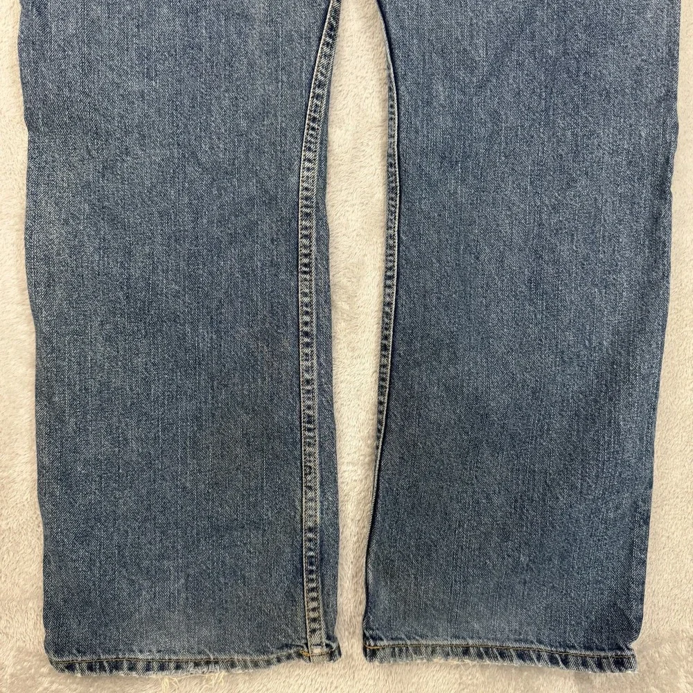 Levis very slight